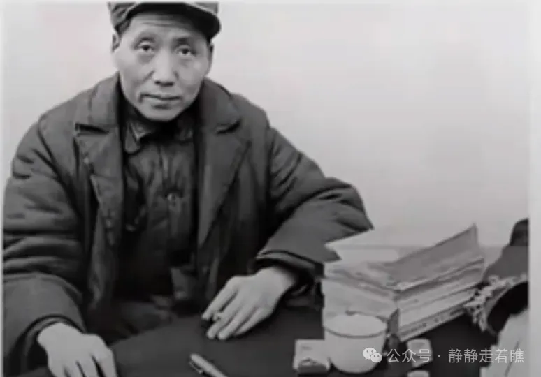 “人民万岁”与“斩首行动”：两种史观，两种世界